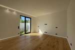 Luxus pur- Hochwertige Wohnung mit Pool, Aufzug und Einbauküche direkt am Zwenkauer See!