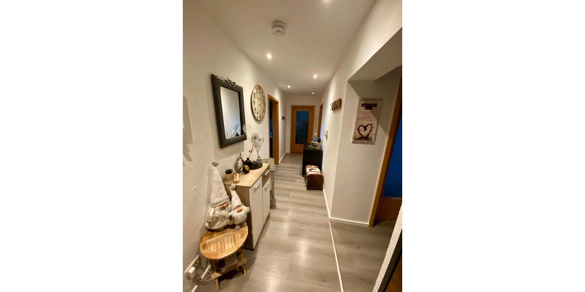 Schöne 4 Zimmer Wohnung, Singer-Meisel-Straße 10, 08209 Auerbach 4 zimmer