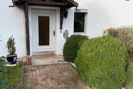 5-Zimmer-Wohnung mit eigenem Garten, Terrasse und Garagenoption 4 zimmer