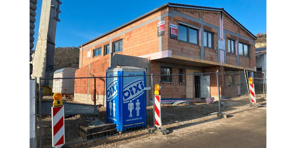 Doppelhaushälfte Beilngries - 5 Zimmer, 164 m&sup2;, 1.850&euro; | Angebot:25977752