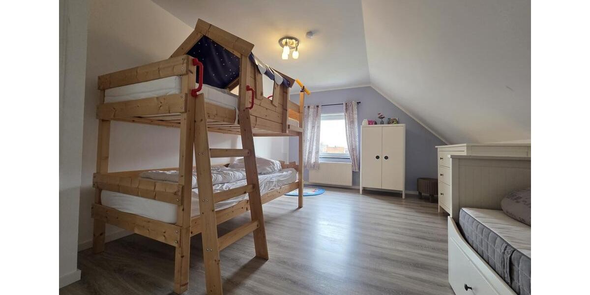 Dachgeschoßwohnung Wittmund - 3 Zimmer, 90 m&sup2;, 900&euro; | Angebot:26701562