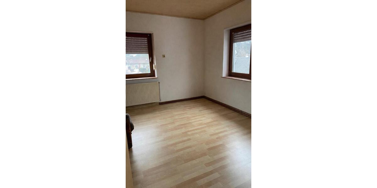Etagenwohnung Frankenberg (Eder) - 1 Zimmer, 25 m&sup2;, 330&euro; | Angebot:25107029