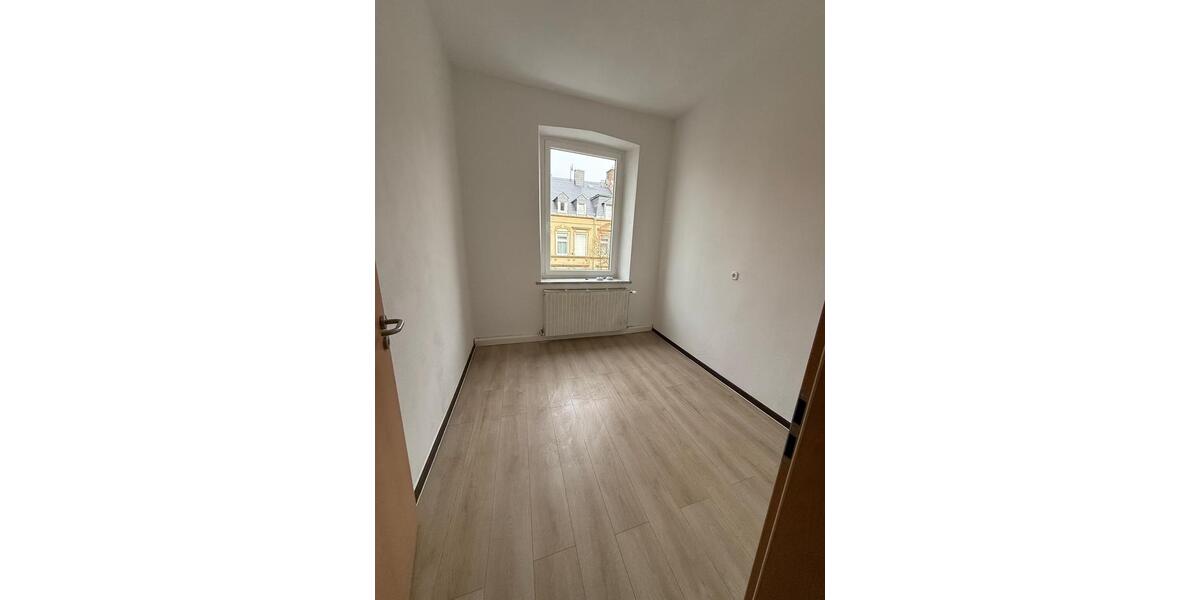 Etagenwohnung Hof Altstadt - 3 Zimmer, 90 m&sup2;, 650&euro; | Angebot:26614908