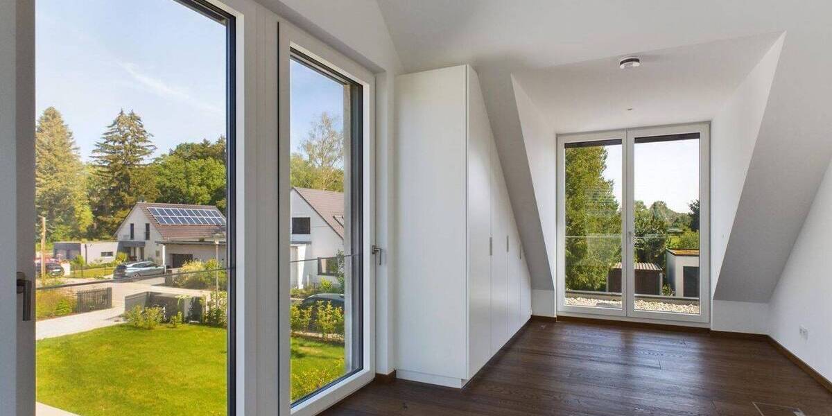 Einfamilienhaus München Bogenhausen - 7 Zimmer, 269 m&sup2;, 8.500&euro; | Angebot:26161603