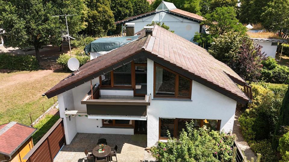 Grosszügiges Einfamilienhaus in Aichtal Stuttgart Provisionfrei