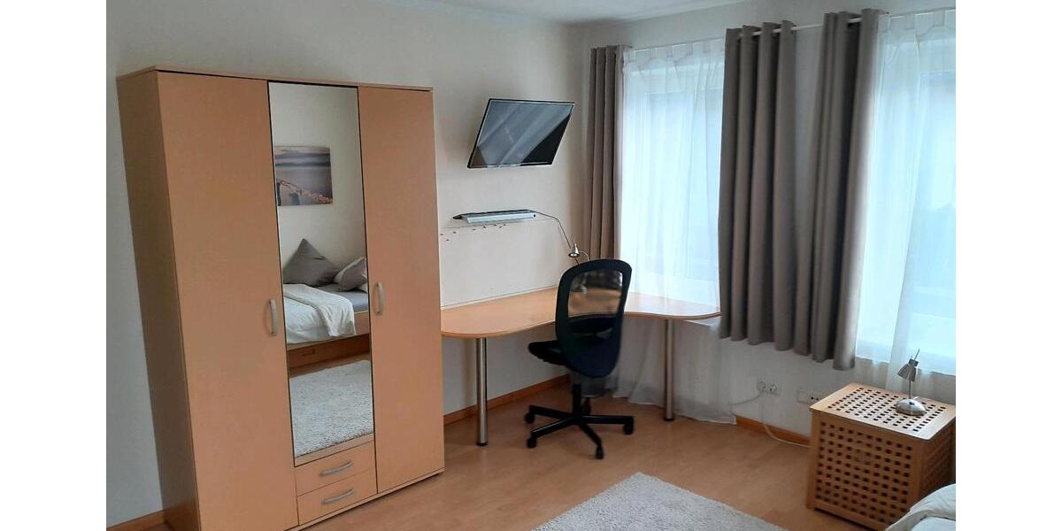 Möbliertes Zimmer 17 qm + KücheBad für Wochenend-Heimfahrer 2 zimmer