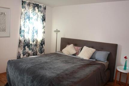 Wohnen auf Zeit Bisingen - 2 Zimmer, 40 m&sup2;, 1.300&euro; | Angebot:26219684