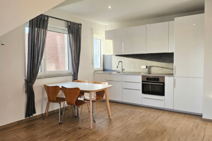 Wohnung Oberstimm Oberstimm - 2.5 Zimmer, 61 m&sup2;, 840&euro; | Angebot:27696784
