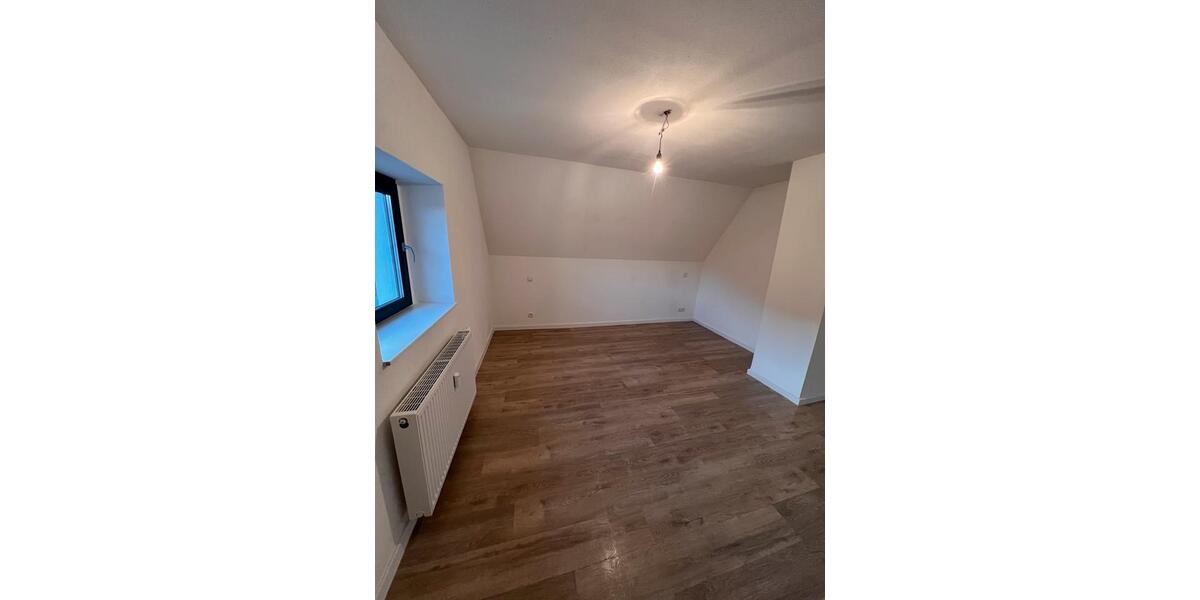 Dachgeschoßwohnung Lahr (Schwarzwald) - 1.5 Zimmer, 53 m&sup2;, 700&euro; | Angebot:26034145