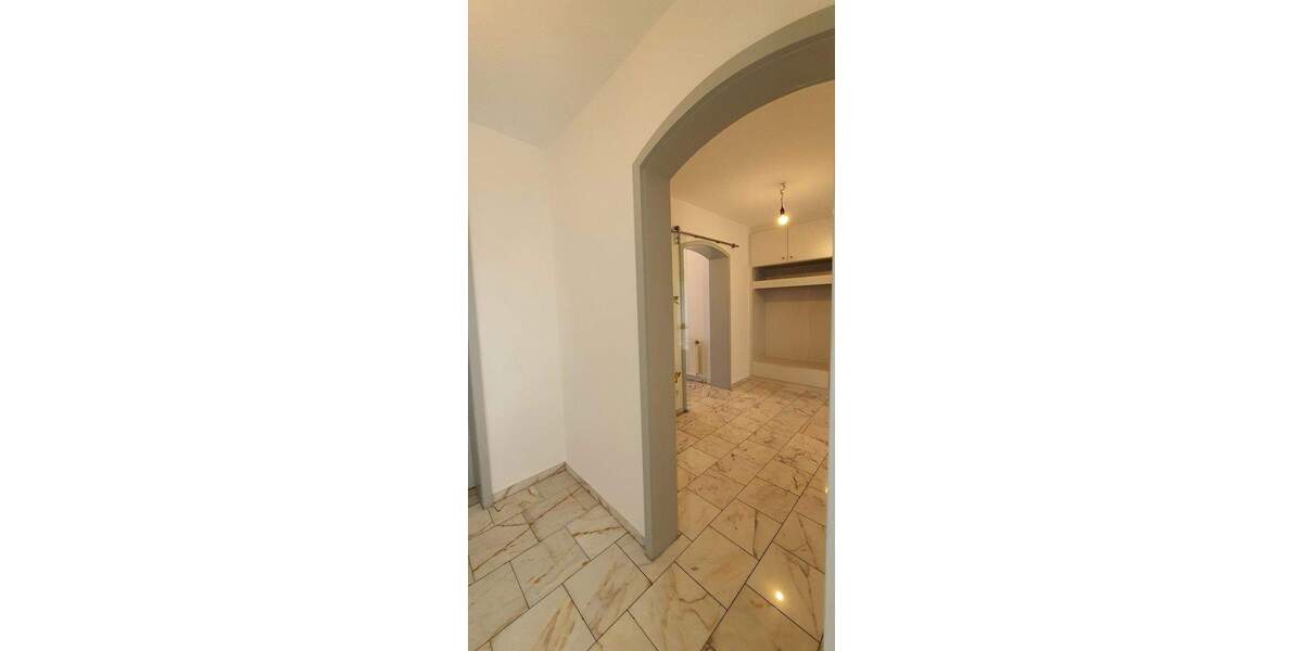 Etagenwohnung Duisburg Rahm - 4 Zimmer, 130 m&sup2;, 1.695&euro; | Angebot:25854102