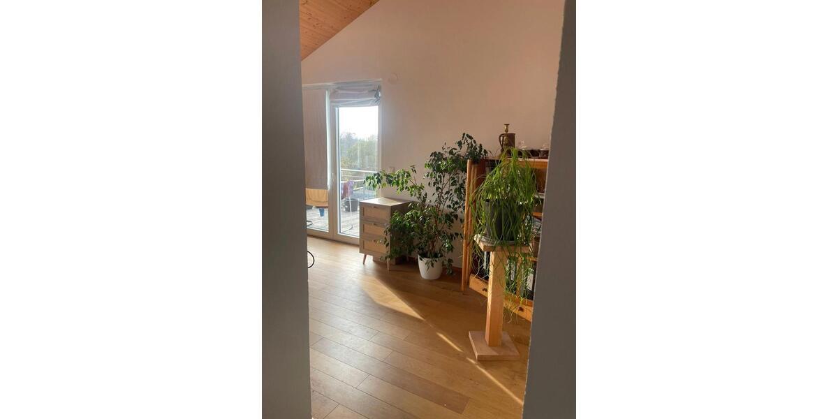 Dachgeschoßwohnung Kißlegg - 2.5 Zimmer, 67 m&sup2;, 900&euro; | Angebot:26608954
