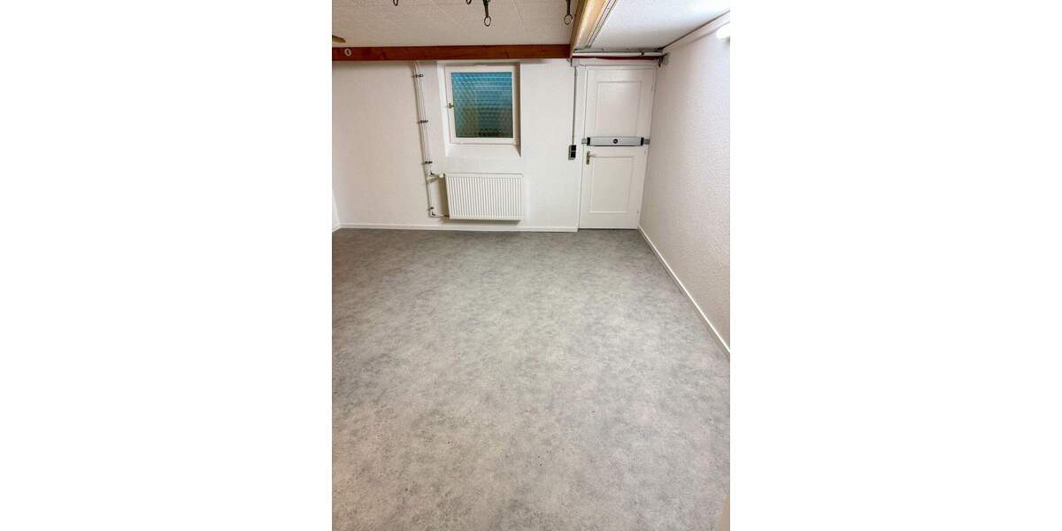 Reihenmittelhaus Nürnberg Thon - 4 Zimmer, 114 m&sup2;, 1.600&euro; | Angebot:25094530