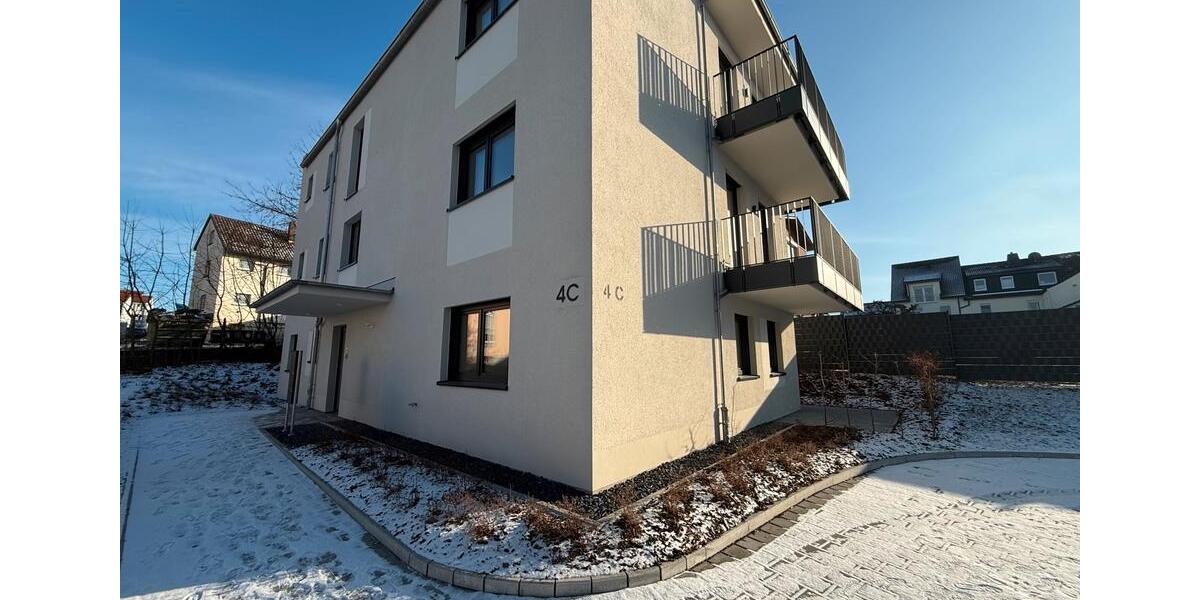 Etagenwohnung Petersberg - 3 Zimmer, 83 m&sup2;, 1.100&euro; | Angebot:24865742