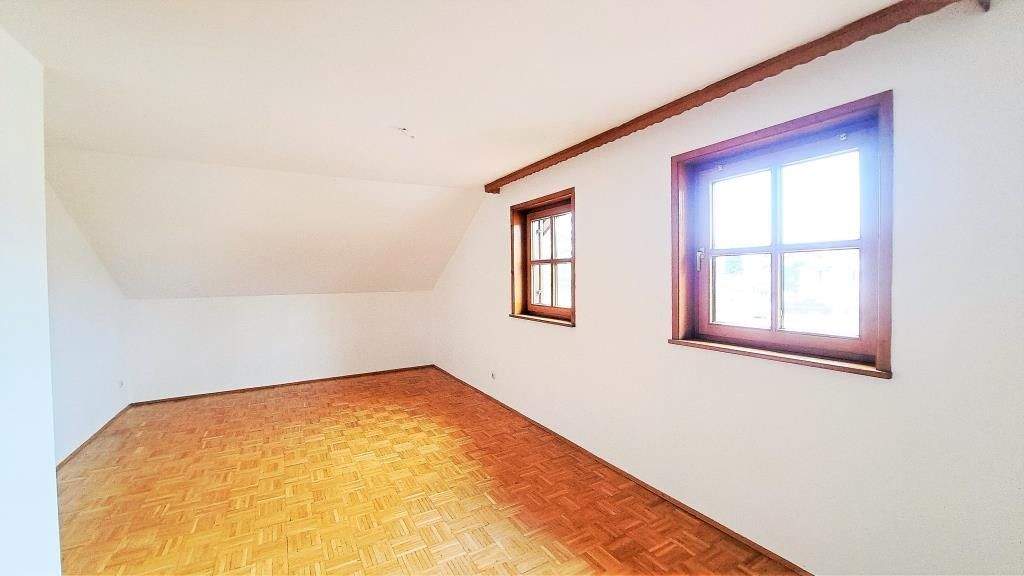 Einfamilienhaus Feldafing - 5 Zimmer, 120 m&sup2;, 2.600&euro; | Angebot:24737296