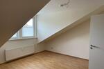 Dachgeschoßwohnung Lübbecke - 3 Zimmer, 100 m&sup2;, 800&euro; | Angebot:26350500