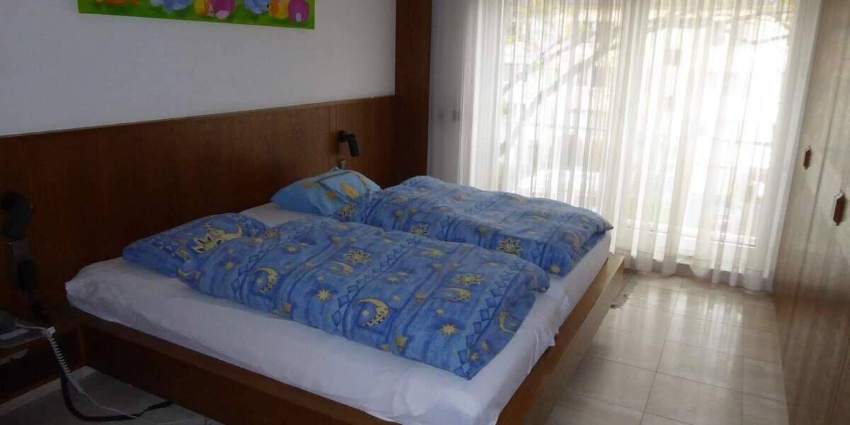 Etagenwohnung Dortmund Mitte - 3 Zimmer, 125 m&sup2;, 1.500&euro; | Angebot:23854108