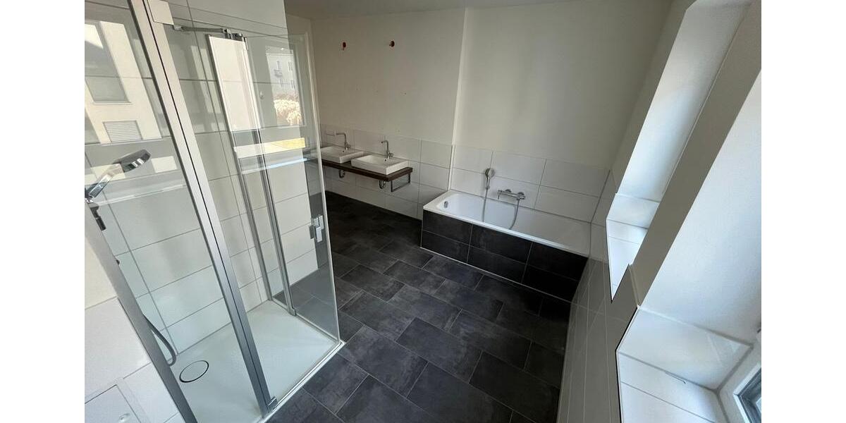 Etagenwohnung Wolfsburg - 4 Zimmer, 123 m&sup2;, 1.518&euro; | Angebot:26441394