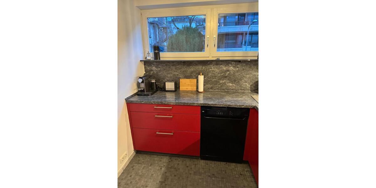 Hochparterre Wiesbaden Südost - 2 Zimmer, 70 m&sup2;, 1.135&euro; | Angebot:26416320