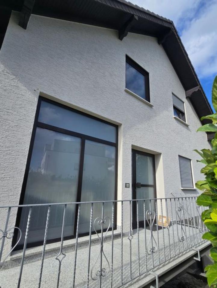 Ulmen Wohnung Top Lage großer Balkon Stellplatz Garten ruhig