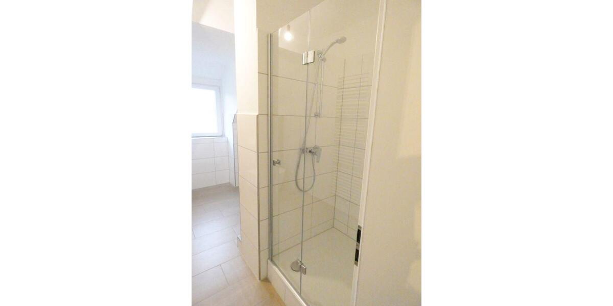 Dachgeschoßwohnung Essen Stadtbezirk III - 3 Zimmer, 78 m&sup2;, 671&euro; | Angebot:25131713