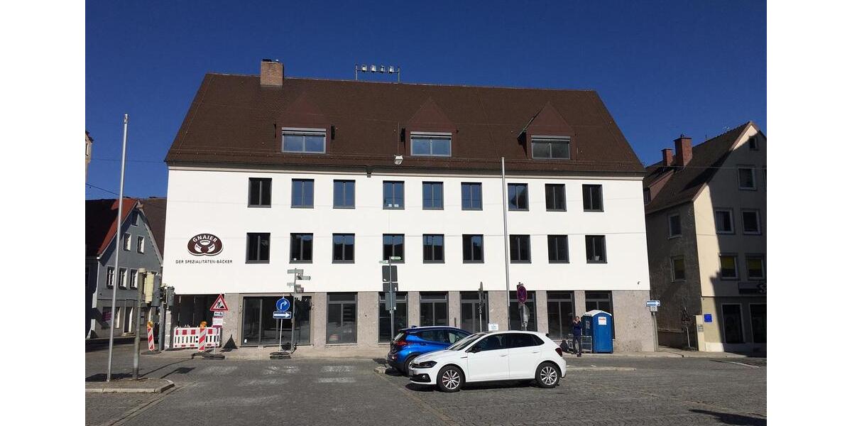 Dachgeschoßwohnung Lauingen (Donau) - 3.5 Zimmer, 92 m&sup2;, 975&euro; | Angebot:25215756