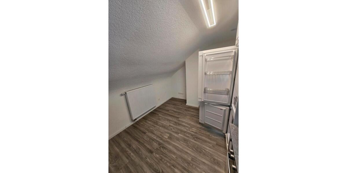 Dachgeschoßwohnung Balingen - 2 Zimmer, 65 m&sup2;, 1.100&euro; | Angebot:27568190