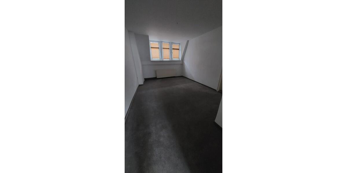 Etagenwohnung Grünhain-Beierfeld Beierfeld - 5 Zimmer, 110 m&sup2;, 600&euro; | Angebot:26001995