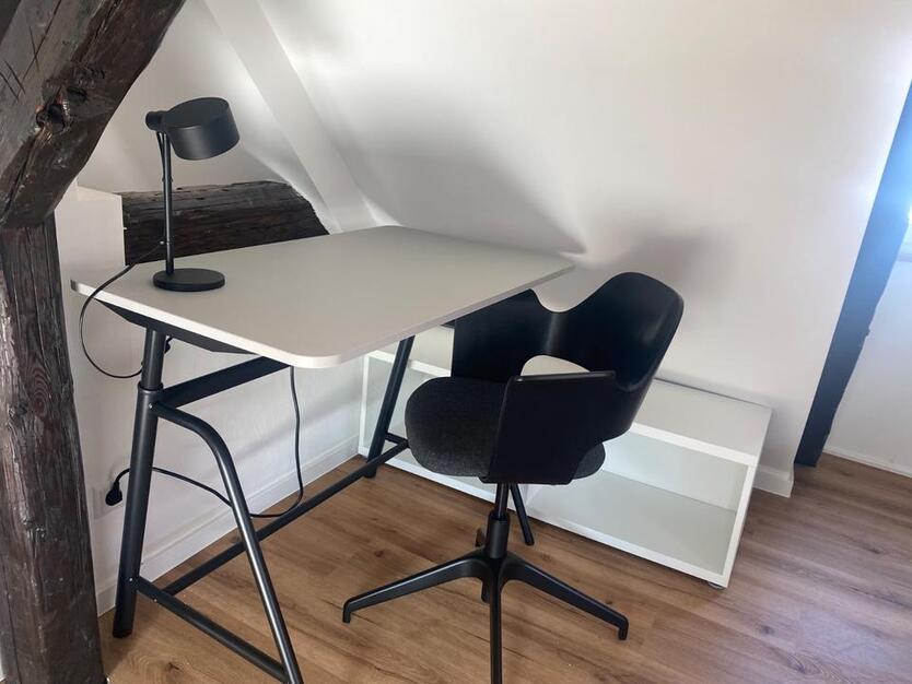 Exklusive Dachgeschosswohnung in Innenstadtlage (möbliert) zimmer