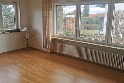 Wohnung Rottenburg am Neckar - 4 Zimmer, 120 m&sup2;, 375&euro; | Angebot:25181060