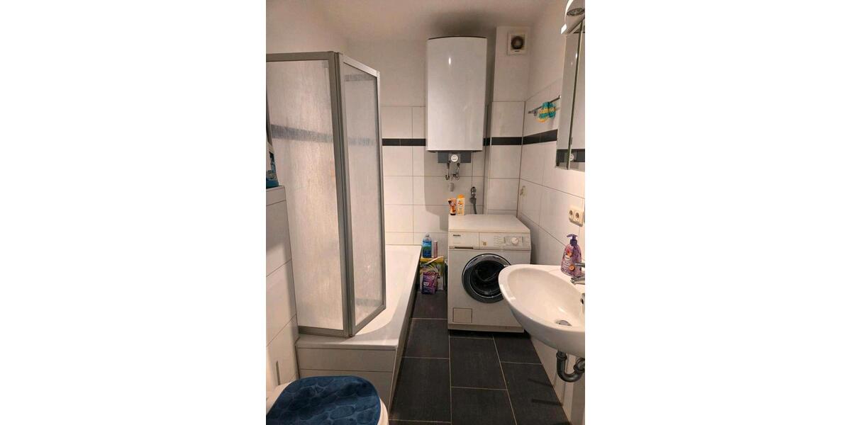 Etagenwohnung Burghausen - 1 Zimmer, 18 m&sup2;, 450&euro; | Angebot:26620641