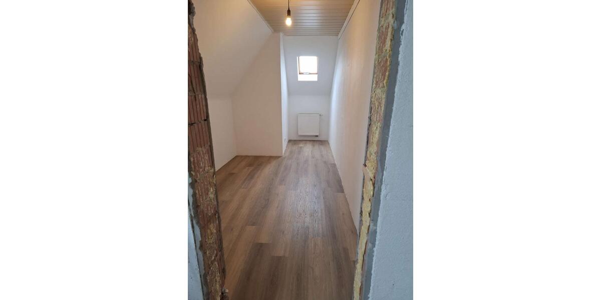 Etagenwohnung Warburg - 4 Zimmer, 95 m&sup2;, 650&euro; | Angebot:24599562