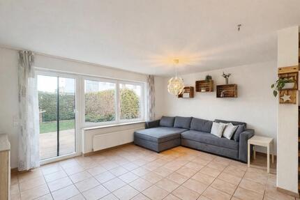 Haus Oberstenfeld - 5 Zimmer, 110 m&sup2;, 1.200&euro; | Angebot:25054638