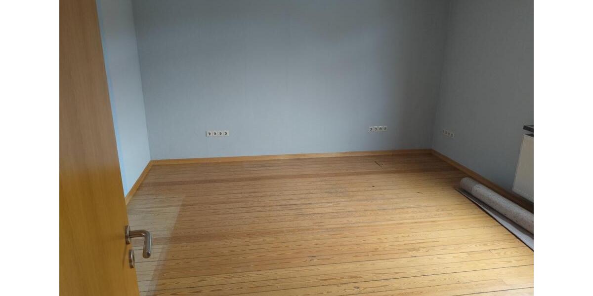 Hochparterre Zweibrücken - 3 Zimmer, 67 m&sup2;, 530&euro; | Angebot:25181144