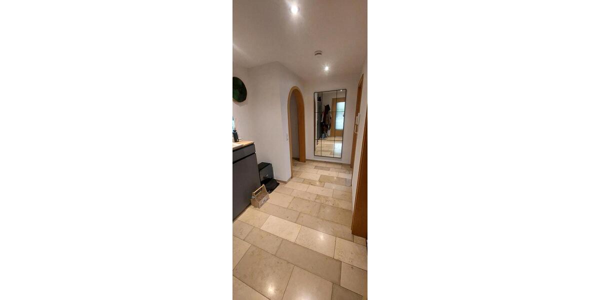 Etagenwohnung Neuenstein - 4.5 Zimmer, 120 m&sup2;, 1.800&euro; | Angebot:26548970