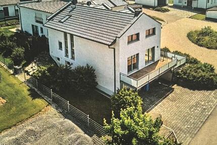 Haus Straßkirchen - 5 Zimmer, 147 m&sup2;, 1.200&euro; | Angebot:26021986