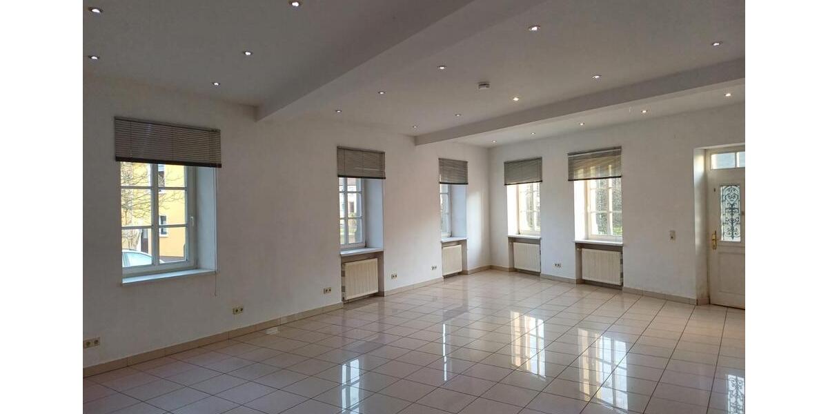 Erdgeschoßwohnung Kusel - 2 Zimmer, 100 m&sup2;, 750&euro; | Angebot:26006606