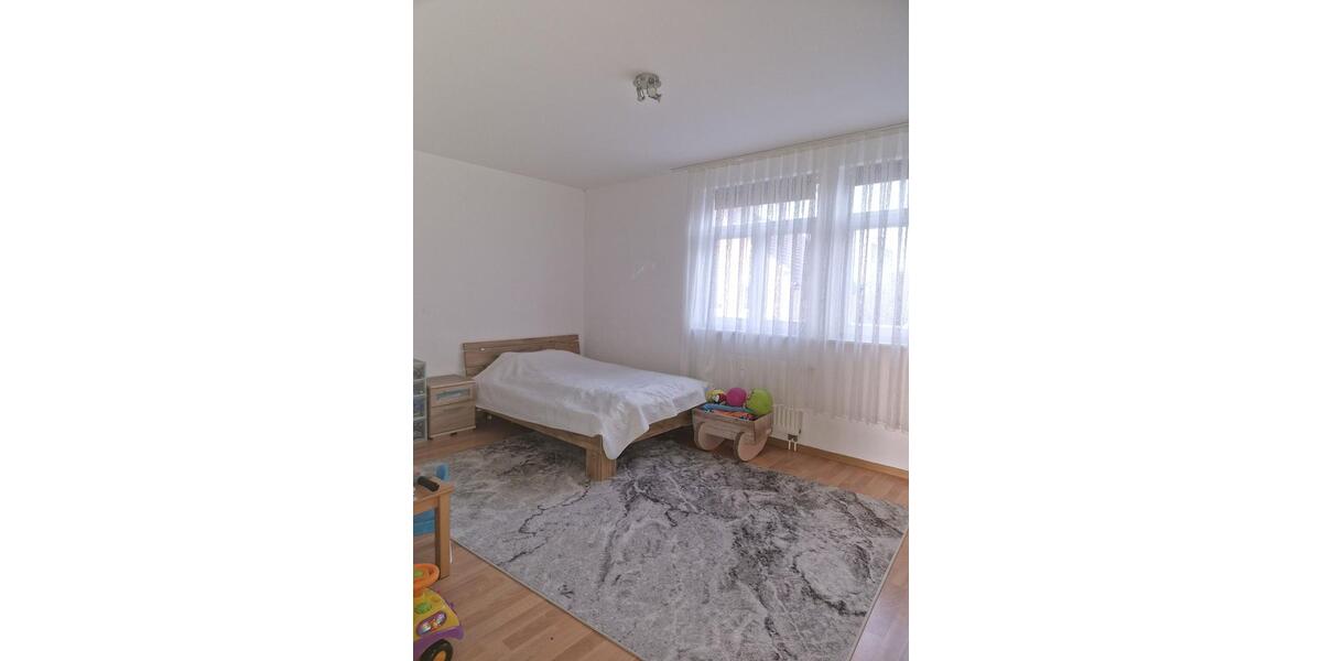 Etagenwohnung Friesack - 3 Zimmer, 80 m&sup2;, 677&euro; | Angebot:23642657