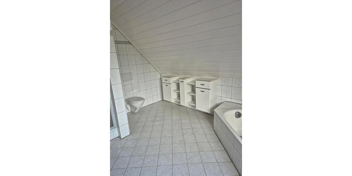 Einfamilienhaus Friesoythe - 7 Zimmer, 160 m&sup2;, 1.200&euro; | Angebot:25410112