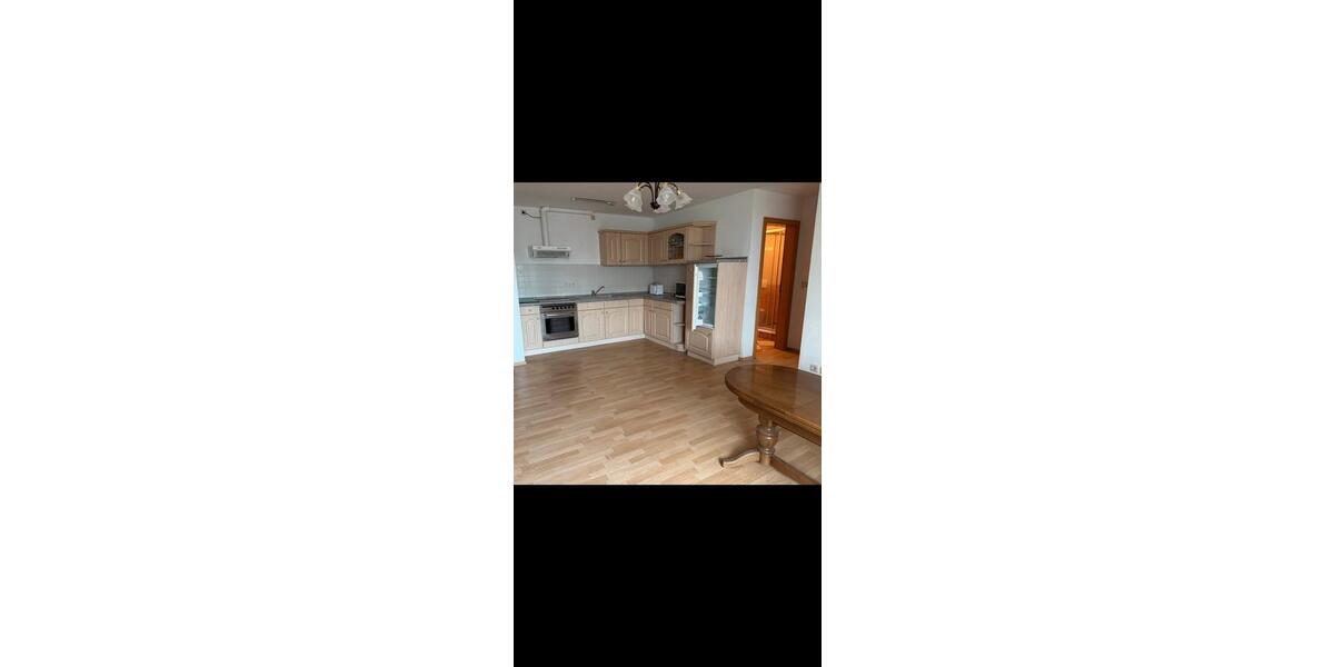 Etagenwohnung Schmölln - 1 Zimmer, 46 m&sup2;, 399&euro; | Angebot:26444477