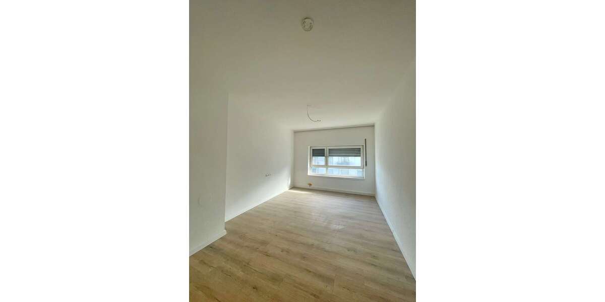 Etagenwohnung Ludwigshafen am Rhein - 3 Zimmer, 67 m&sup2;, 677&euro; | Angebot:26213229