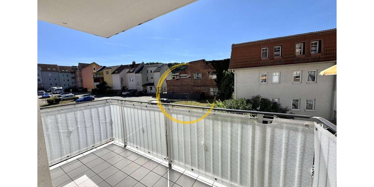 Etagenwohnung Weida - 2 Zimmer, 66 m&sup2;, 350&euro; | Angebot:26444052