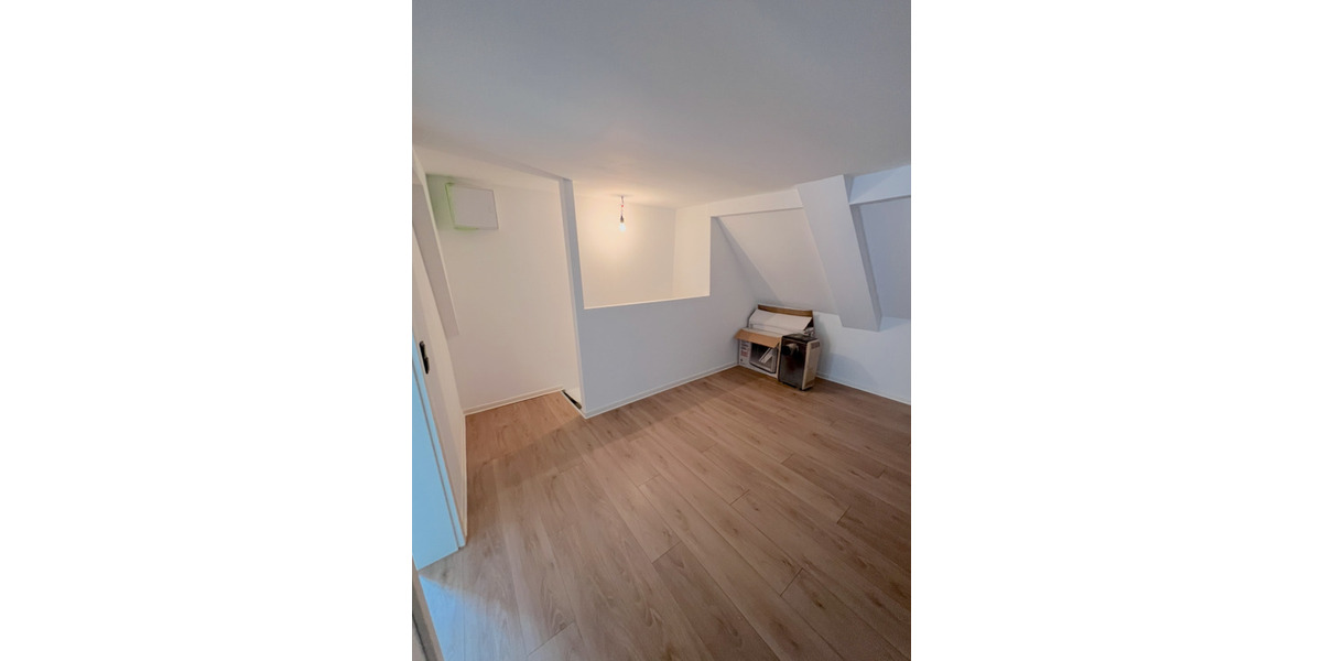 Maisonettenwohnung Miltenberg - 4 Zimmer, 130 m&sup2;, 1.200&euro; | Angebot:26036003