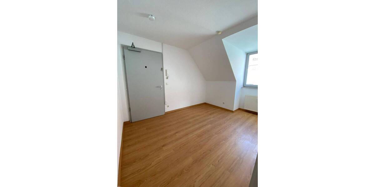 Etagenwohnung Stralsund Altstadt - 2 Zimmer, 73 m&sup2;, 735&euro; | Angebot:26275349