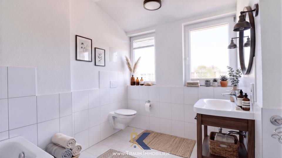Etagenwohnung Mühlhausen (Thüringen) - 4 Zimmer, 129 m&sup2;, 900&euro; | Angebot:26618772