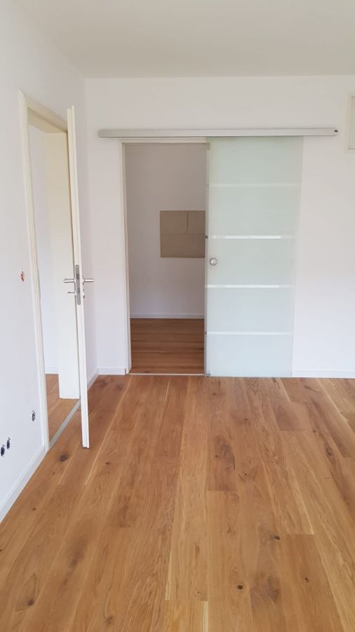 2-Zimmer-Wohnung (mit Wintergarten und Tiefgaragenstellplatz)