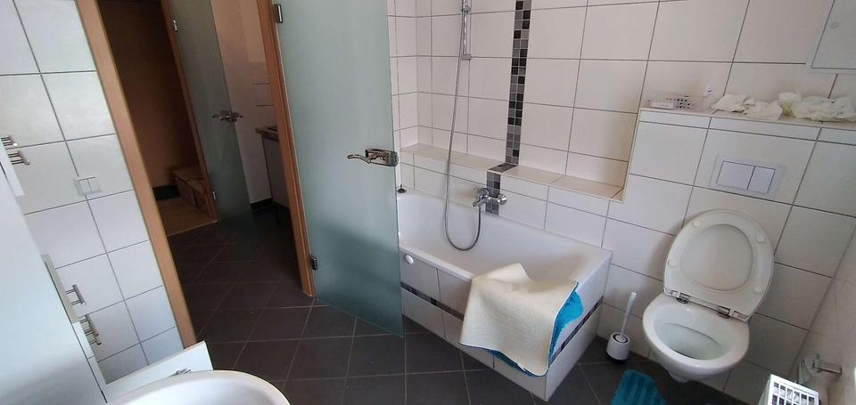 Etagenwohnung Forst (Lausitz) - 1 Zimmer, 36 m&sup2;, 285&euro; | Angebot:25839403