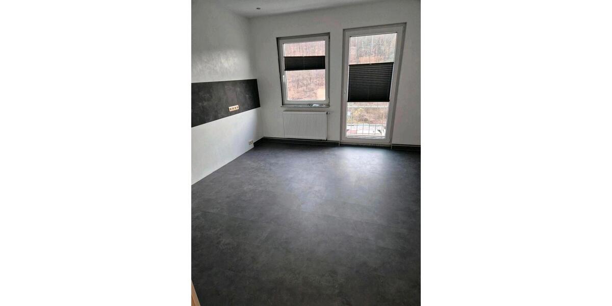 Etagenwohnung Ruhla - 3 Zimmer, 70 m&sup2;, 530&euro; | Angebot:25892552