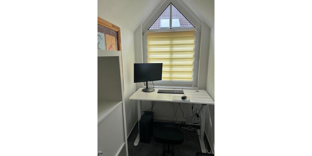 Dachgeschoßwohnung Jena Kernberge - 2 Zimmer, 44 m&sup2;, 1.050&euro; | Angebot:25932752