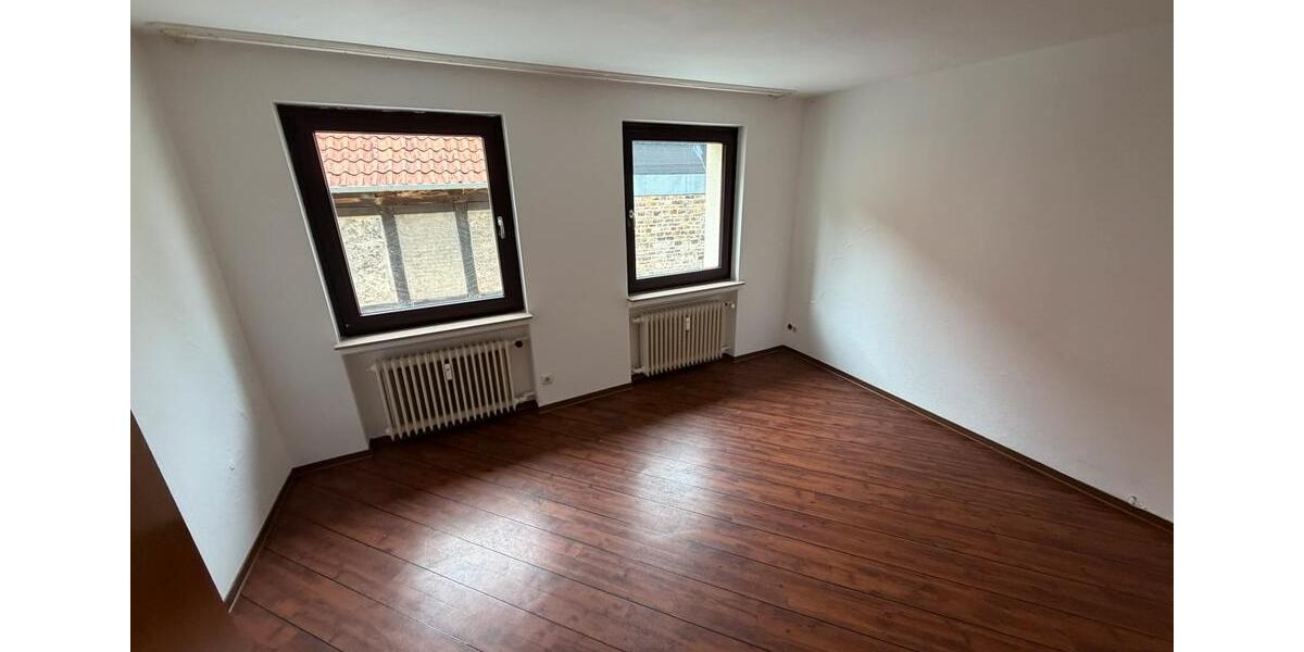 Etagenwohnung Stadthagen - 3 Zimmer, 120 m&sup2;, 990&euro; | Angebot:26572827
