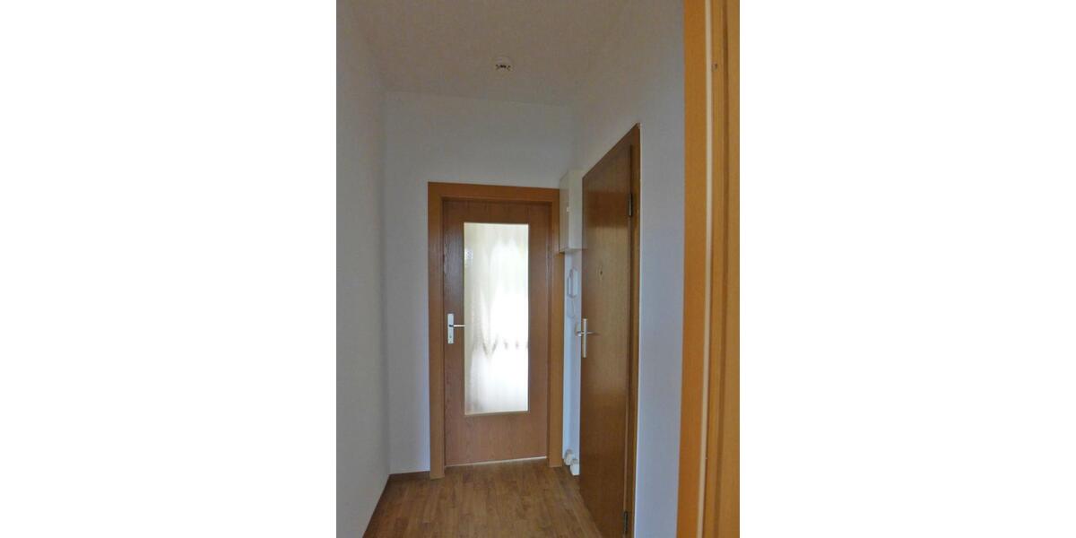 Etagenwohnung Limbach-Oberfrohna Oberfrohna - 2 Zimmer, 55 m&sup2;, 270&euro; | Angebot:26295085